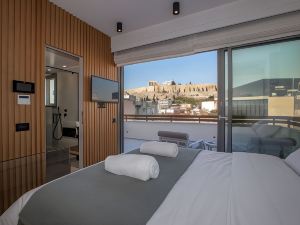 Acropolis Golden Suites by Ghh