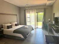 Manor Hills Guest Lodge