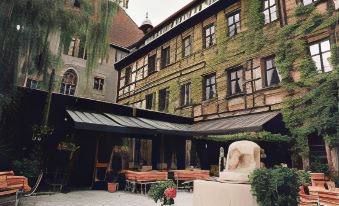 Burg Colmberg Hotel