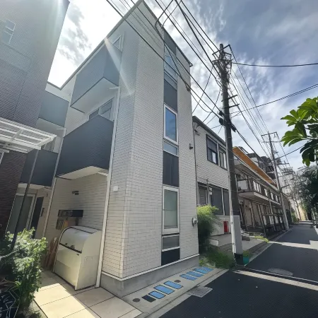 nestay apartment tokyo Waseda Отели рядом с достопримечательностью «Квартал Кагурадзака»