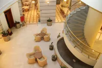 Hotel Leonardo Hotels in Shkallnur