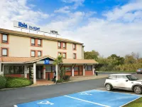 Ibis Budget Béziers Est Mediterranée A9 / A75 Hotels near Decathlon Villeneuve les Béziers
