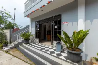 The Lavana Villa Marwah Puncak Hotels in Cisarua