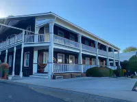 Gunn House Hotel Hotels near Jim Town Gold Mining Camp