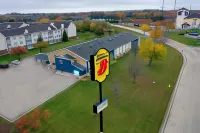 Super 8 by Wyndham Rockford