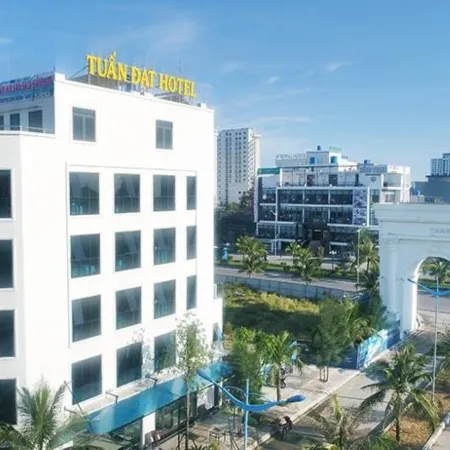 Tuan Dat Luxury Hotel FLC