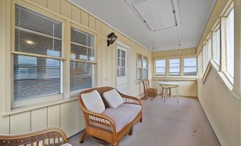 Oceanside Court by Kees Vacations