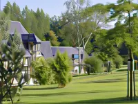 Les Manoirs de Tourgéville Hotels in Canapville