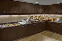 Residence Inn Burlington Colchester - Desayuno