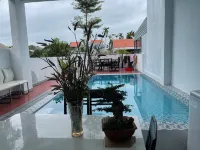 Moon House Villa Hotels in TT. Vinh Dien