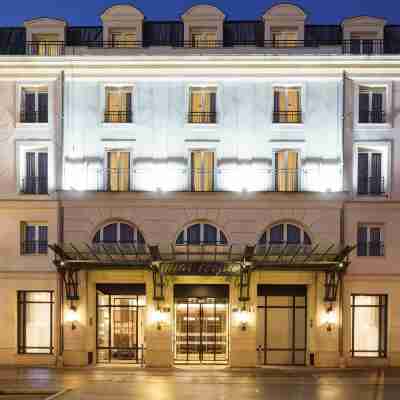 Hôtel l'Élysée Val d'Europe Hotel Exterior