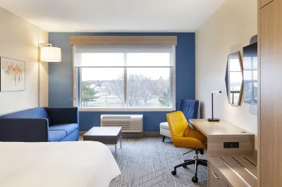 Holiday Inn Express & Suites Waco Downtown Các khách sạn ở Waco