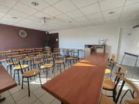 Cit'Hotel Restaurant du Bowling de Millau Hoteles en Millau