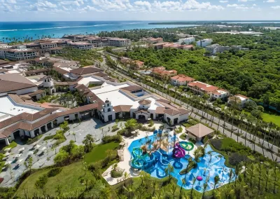 Unique Club at Lopesan Costa Bávaro Resort