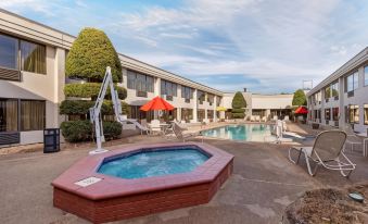 Best Western Plus Madison-Huntsville Hotel