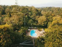 Aishi Machame - ที่มีสระว่ายน้ำ
