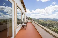 Casa da Arvore - vue sur la montagne