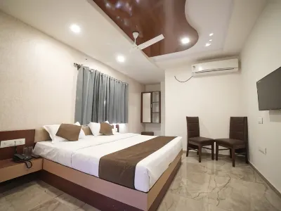 Hotel Balaji Square Hotels near MAA MOMAI CAR RENTAL