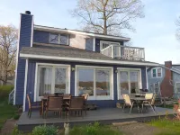 Baseline Lakefront - Beautiful views, shallow swimming area - Huron chain with 7 lakes - Homestays