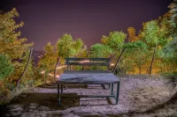 Vansathli I Near Mall Road Kasauli I Open Garden & Rooftop I by Humble Stay Villa