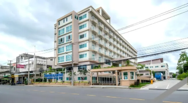 โรงแรมประจวบแกรนด์ Prachuap Grand Hotel โรงแรมใกล้อ่าวมะนาว