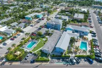 St. Pete Beach Suites Hotels in der Nähe von Gulf Beaches Historical Museum