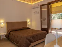Cala di Ponente Hotels in Castelluzzo