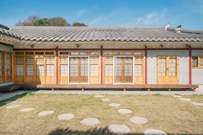 Sejong Jeonui Guesthouse Bugang Station附近的飯店
