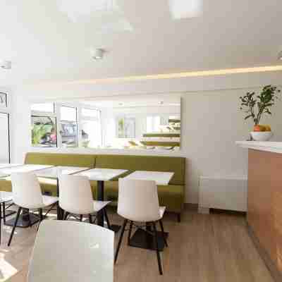 Hotel TESLA - Smart Stay Garni Dining/Meeting Rooms