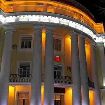 Soluxe Hotel Almaty Hotel Exterior