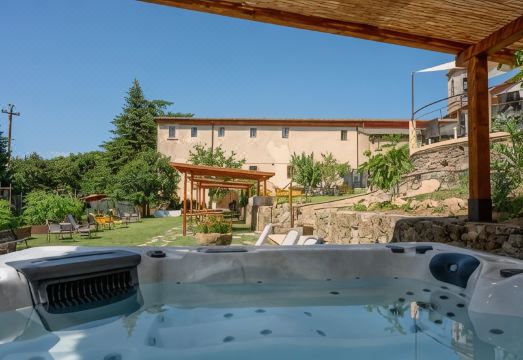 키오스트로 델레 모나케 수도원 건물