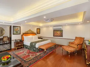 Mayfair Spa Resort & Casino