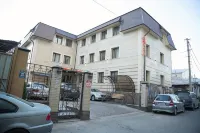De'Mar Hotel Các khách sạn gần Bishkek Park