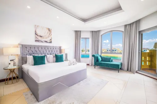 Lux Holiday Home - Frond E 1