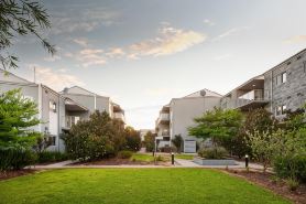 Airport Apartments by Vetroblu