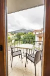 Enastron Hotels in Zarouchla