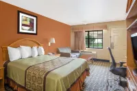 Days Inn by Wyndham Monroe La