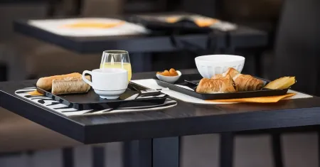 Hôtel les Pieux En Cotentin Отели в г. Ле Муатье-д'Алон