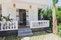 The Moon River Homestay & Villa