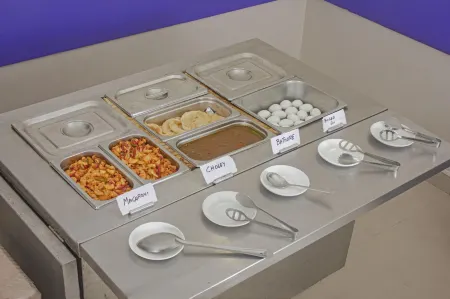 Treebo the Pearl Bliss Отели рядом с достопримечательностью «Ramdas»