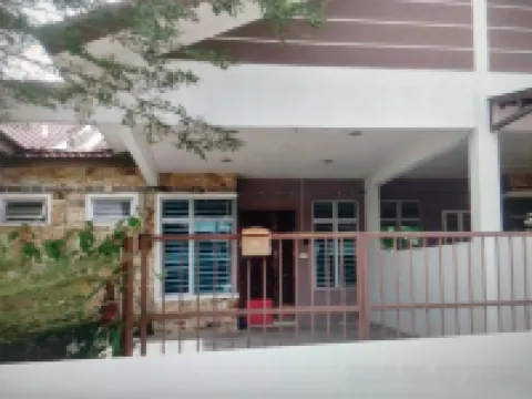 Alya Homestay Hotels in Masjid Tanah