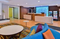 แฟร์ฟิลด์ อินน์แอนด์สวีทส์ บายแมริออท โบมอนต์