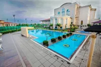 Club Paraiso - Pools