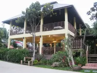 Monn Phu Phrai Hotels in Doi Saket