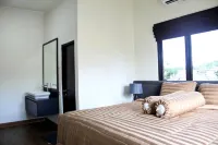 Pelangi Guesthouse Belitung 10 Hotels in Pangkal Lalang