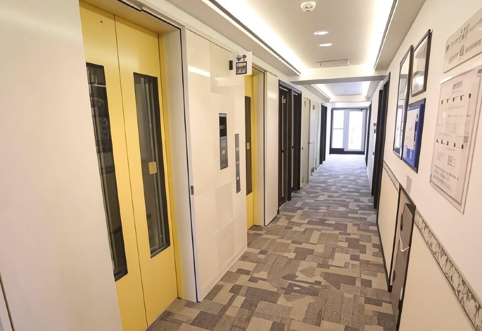 비와 호수 전경