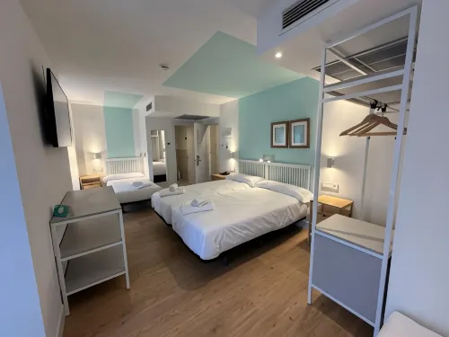 Hotel Virgen de Covadonga - 2-Star