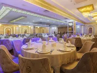 Elysium Green Suites Hotels near Seven Beach