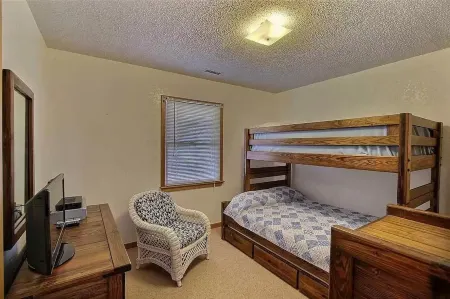 White Dune- Family Beach House in Avon – Steps to Surf, Fishing & Kiteboarding