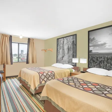 Super 8 by Wyndham Mt Pleasant